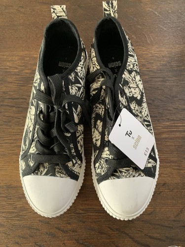 Sainsburys canvas trainer - sainsburys,