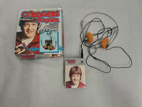 Vintage radio portable - vintage, walkman