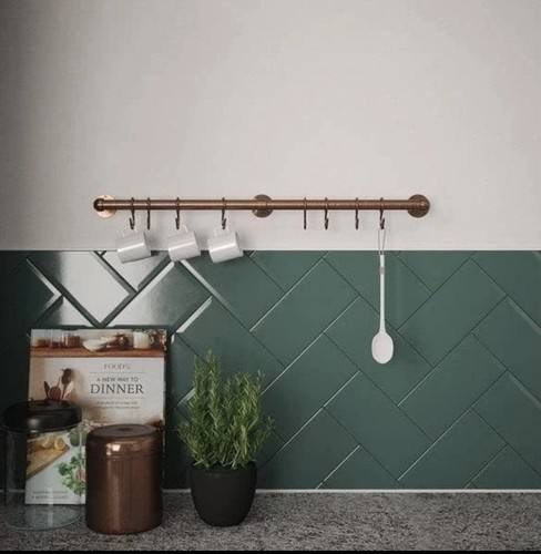 Easy fit utensil - utensil, rail