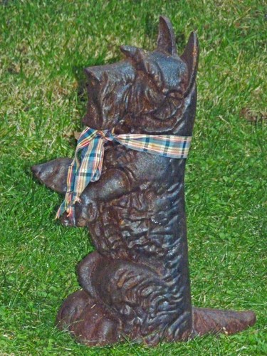 Large vintage black cast iron - large,