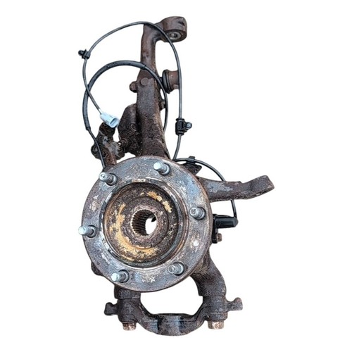 Toyota hilux hub - toyota, stub