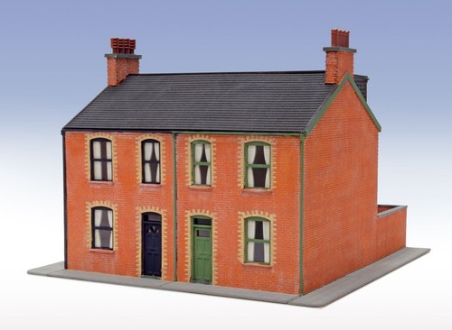 Victorian low relief house - low,