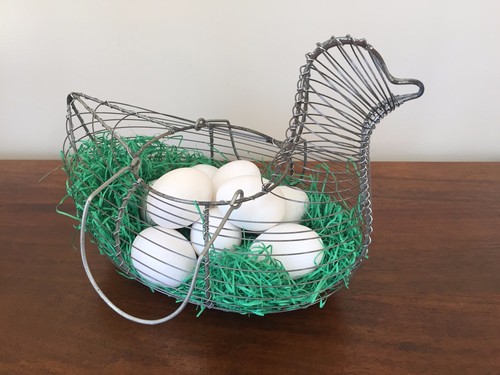 Chicken hen shaped wire - chicken/hen, egg