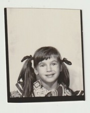 VINTAGE PHOTO BOOTH - SWEET