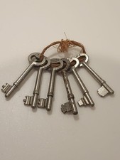 A Set Of Different Vintage Keys Union Pre Cut Mortice Keys M2 5H M2 1H M2 3H R9