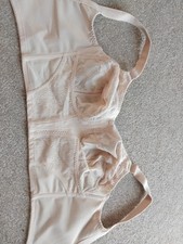 Bnwot Nude Triumph Longline Unpadded Nonwired Doreen M Bra Size 36DD