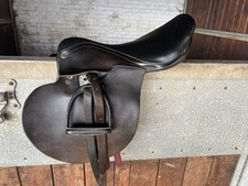 Euro Exercise Saddle Race Full Tree 17"