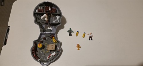 Mighty max escapes from - max, skull