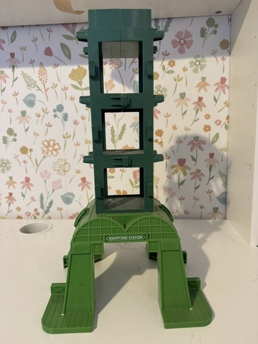 Thomas tank trackmaster super - tank,