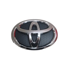 GENUINE TOYOTA FRONT GRILLE