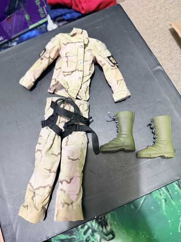Hot toys pararescue desert - hot,