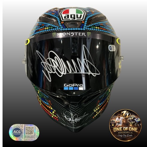 Valentino rossi signed - valentino,