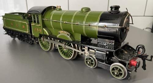 Hornby gauge clockwork 2 - gauge, no.2