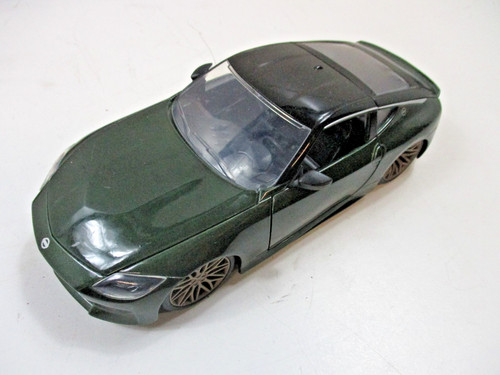Nissan car jada 24 - z,