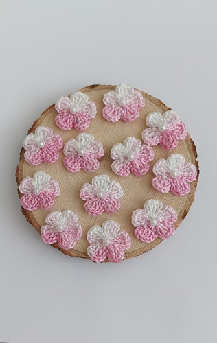Small pink crochet flowers - pink,