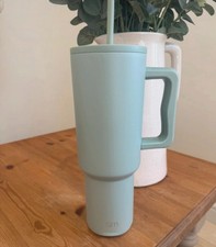 Simple modern green 40oz tumbler reusable water bottle cup