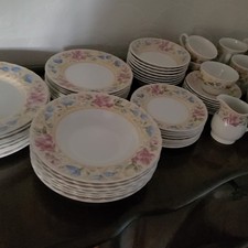 Churchill Chelsea Flowers Fine Bone China Dinner Set