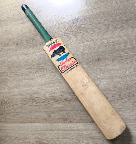 Symonds tusker classic cricket - symonds,