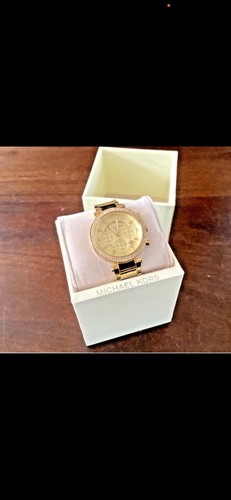 Selling michael kors - selling,