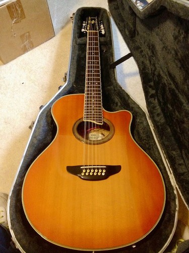 Yamaha apx912 guitar with - with, case