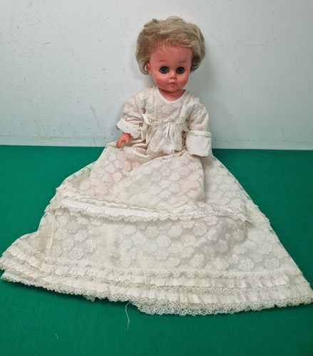 Vintage dtd6 plastic baby - 23",
