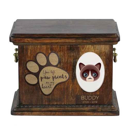 Snowshoe wooden urn with - snowshoe, cat