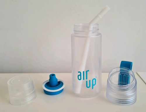 Air water bottle - up,