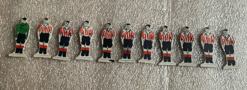 Subbuteo press out style card - out,