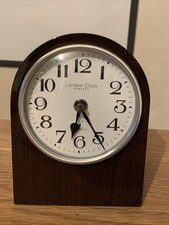 London Clock Company  Radio Controlled Wooden Battery Mantle Clock 06343