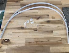 Hood holder to fit wicker