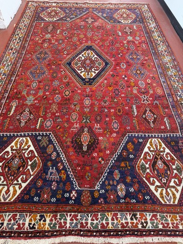 Hand knitted per sian carpet - hand,