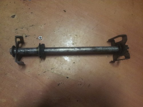 Rear wheel axle kawasaki - wheel, kle