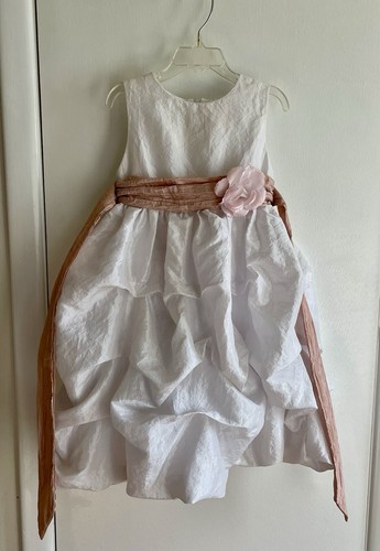 Flower girl asymmetrical - flower,