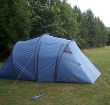 Halfords - Blue 4-Man Tent