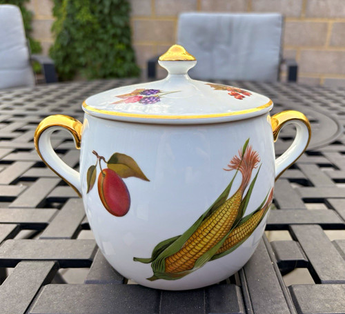 Royal worcester porcelain - royal,