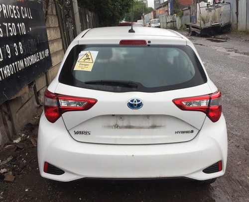 Toyota yaris hybrid petrol - toyota,
