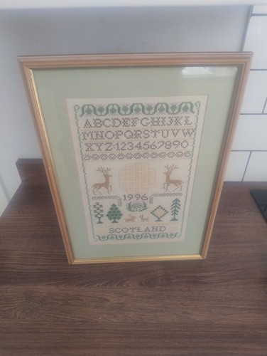 Framed cross stitch - stitch, sampler