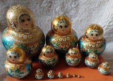 Matryoshka Nesting Dolls 15 Piece Set Wooden Russian Dolls
