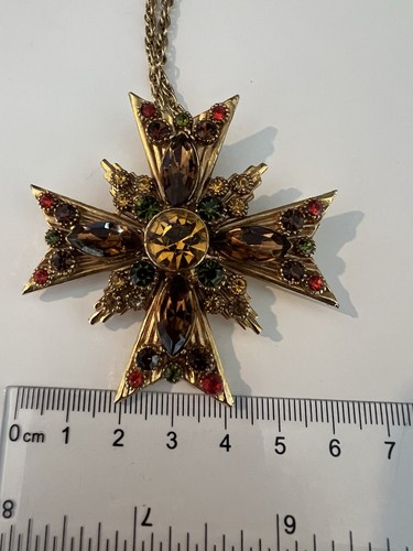 Sphinx vintage brooch 9229 - vintage,