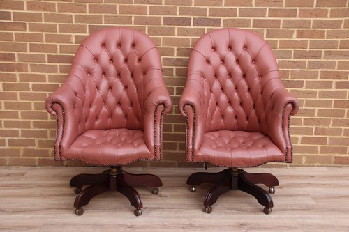 Pair chesterfield directors - chesterfield,