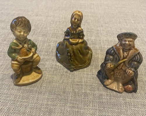 Three vintage nursery rhyme - three,