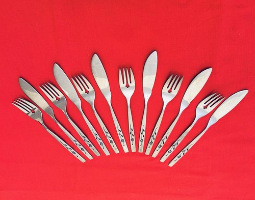Spruce your table with this - up,