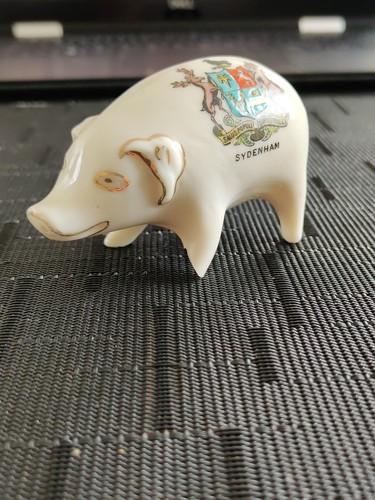 Crested china pig sydenham - crested,