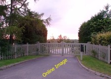 Photo 6x4 Modest estate gates