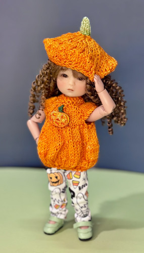 Hand knit fashion - for, ten