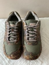 MERRELL ladies CAMOGREEN PERFORMANCE FOOTWEAR lace up size 7/40.5