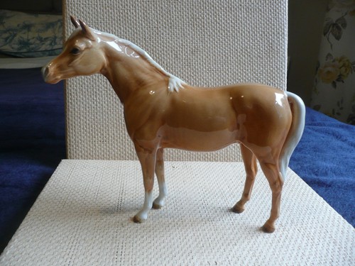 Beswick palomino horse - beswick-palomino-,