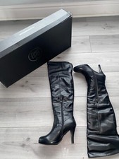 Knee high Stiletto boots Size