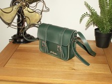 Dr. Martens 7" mini leather