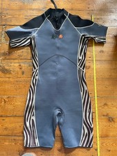 IQ: Mens shortie wet suit